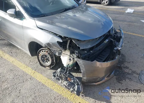 2016 Nissan Sentra Fe+ S/S/Sl/Sr/Sv z USA, uszkodzony, nr VIN 3N1AB7AP1GL641256